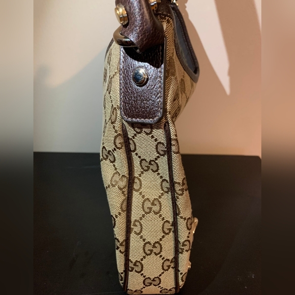 Gucci Abbey Medium Hobo - Picture 14 of 16